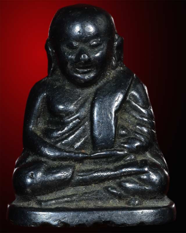 หล่อโบราณหลวงพ่อเงิน วัดบางคลาน  รุ่นฉลองสะพาน เนื้อเเมฆพัด ปลุกเสกใหญ่ ๓ วาระ  วัดบางคลาน 