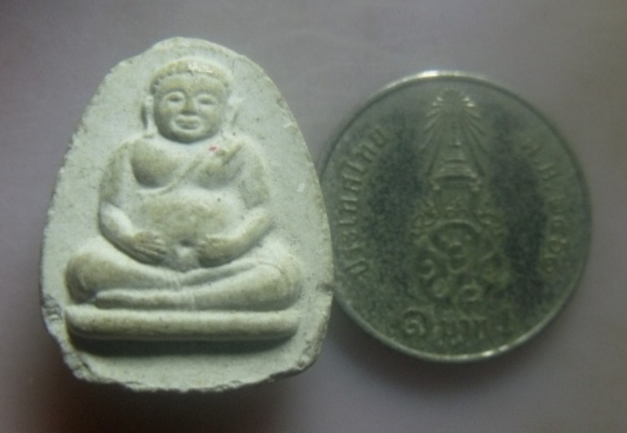 **วัดใจ**พระผงสังกัจจายน์ หลังยันต์นะ หลวงปู่โต๊ะ วัดประดู่ฉิมพลี รุ่นเพชรรุ่งโรจน์ ปี ๒๕๓๕**สวยๆ