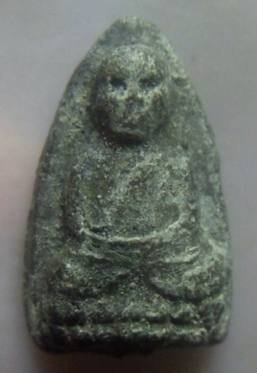 **วัดใจ**หลวงปู่ทวดเนื้อว่าน พิมพ์ใหญ่ วัดเขาอ้อ (ข.อ.๑)**หลังโรยแร่ สวยๆ เชิญชมครับ