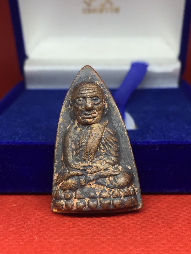 หลวงปู่ทวด วัดช้างให้ รุ่นเสาร์ 5 มหามงคล 100 ปี พระครูวิสัยโสภณ (ทิม) พิมพ์หลังเตารีดกลาง A