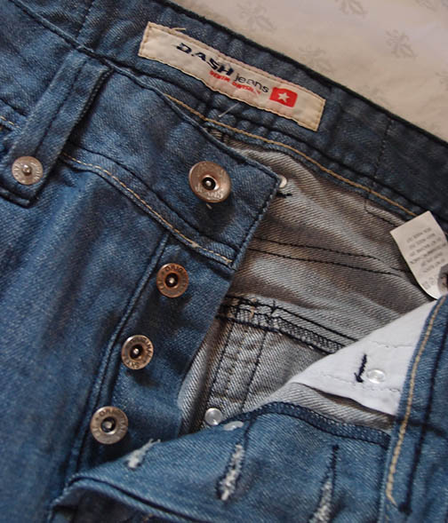 ยีนส์ DASH JEANS ของแท้ ทรงสวยดูดี ดีไซน์ปลีกย่อยแต่ละจุด detail สวยมาก