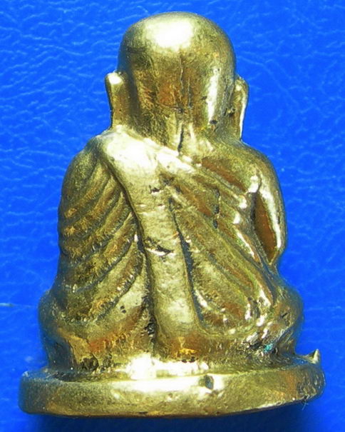 รูปหล่อหลวงพ่อเงิน วัดบางคลาน..........(A-2)