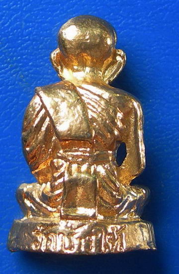 รูปหล่อหลวงพ่อทวด วัดช้างไห้ กะไหล่ทองสวยครับ...