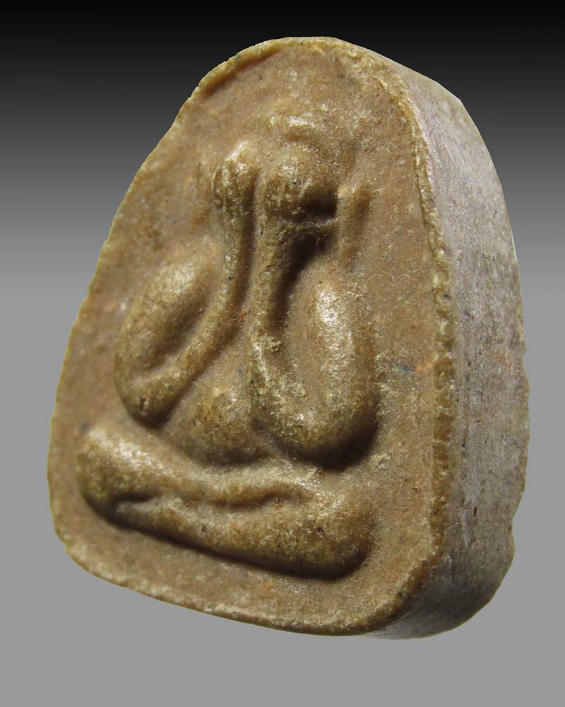 พระปิดตาหลัง ข หลวงพ่อยงยุทธ วัดเขาไม้แดง จ.ชลบุรี  