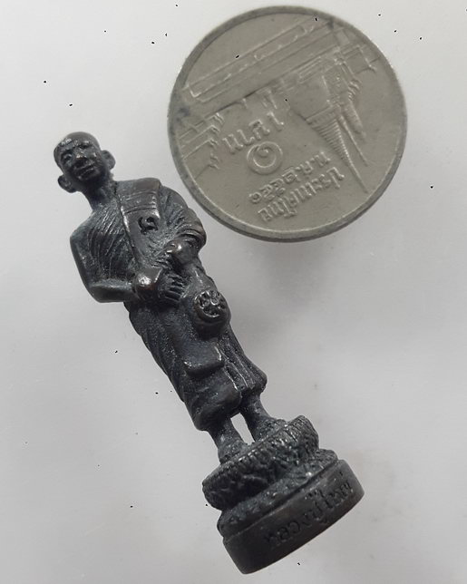 " รูปหล่อ รุ่นแรก หลวงปู่ใหญ่ บรมครูหลวงปู่เทพโลกอุดร วัดเทพพล ตลิ่งชัน ตอกโค๊ต สวยๆครับ "