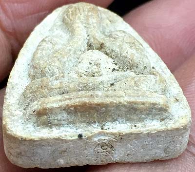 *ปิดตารุ่นแรก ปี๒๕๑๓ หลวงพ่อแพ วัดพิกุลทอง สิงห์บุรี เนื้อเกสร*