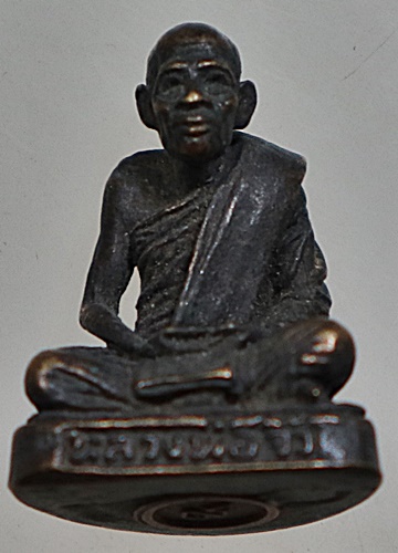 รูปหล่อหลวงพ่อจิ๋ว วัดเนินเหล็ก จ.อุทัยธานี