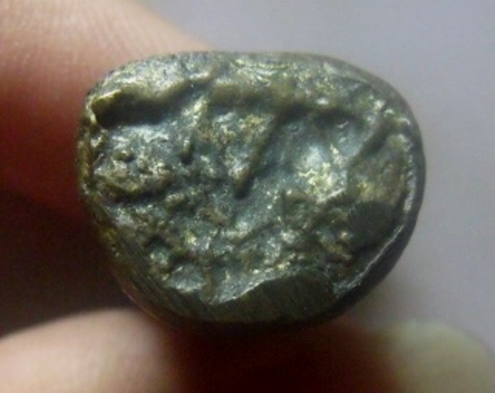 **วัดใจ**รูปหล่อหลวงพ่อเงิน วัดบางคลาน เนื้อทองผสม เก่าๆ**เนื้อจัด สวยๆ เชิญชมครับ