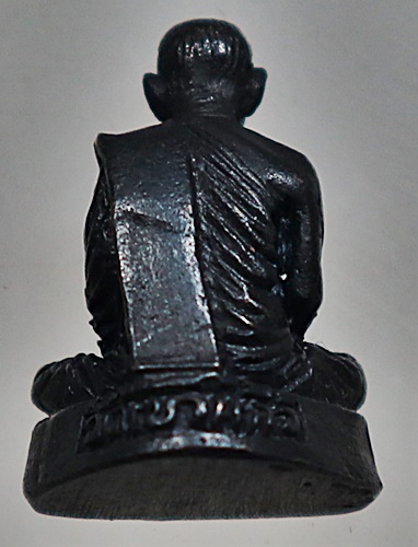 รูปหล่อหลวงพ่อกัน วัดเขาแก้ว จ นครสวรรค์