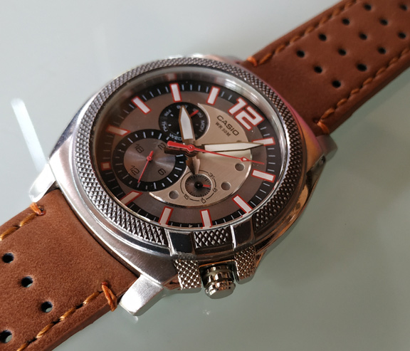 นาฬิกา CASIO รุ่นสวย กันน้ำ50เมตร DAY-DATE-24HR. หน้าปัด Mineral Glass