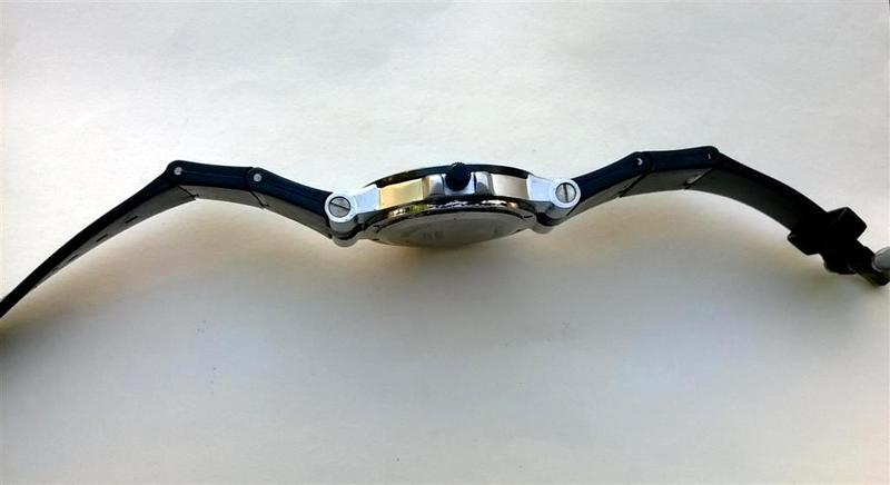 N นาฬิกา BVLGARI ขนาด MAN SIZE เครื่องกลไกสวิส หน้าปัดดำ เข็มวิปลายแดง ดีไซน์สวยมากๆ