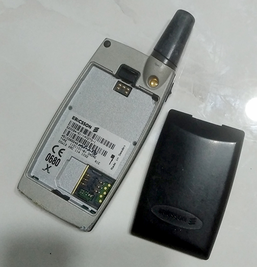 Ericsson T28 classic pop phone ของเก่า หายาก