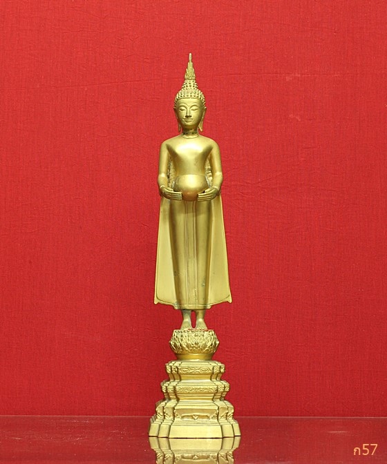 พระบูชาหลวงพ่อวัดบ้านแหลม สูง 14.5 นิ้ว สภาพสวย