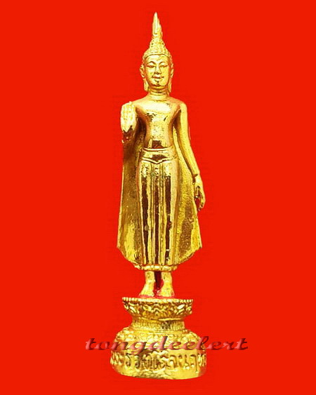 พระบูชาพระร่วงโรจนฤทธิ์ วัดพระปฐมเจดีย์ จ.นครปฐม ขนาดตั้งหน้ารถ สวยมากค่ะ