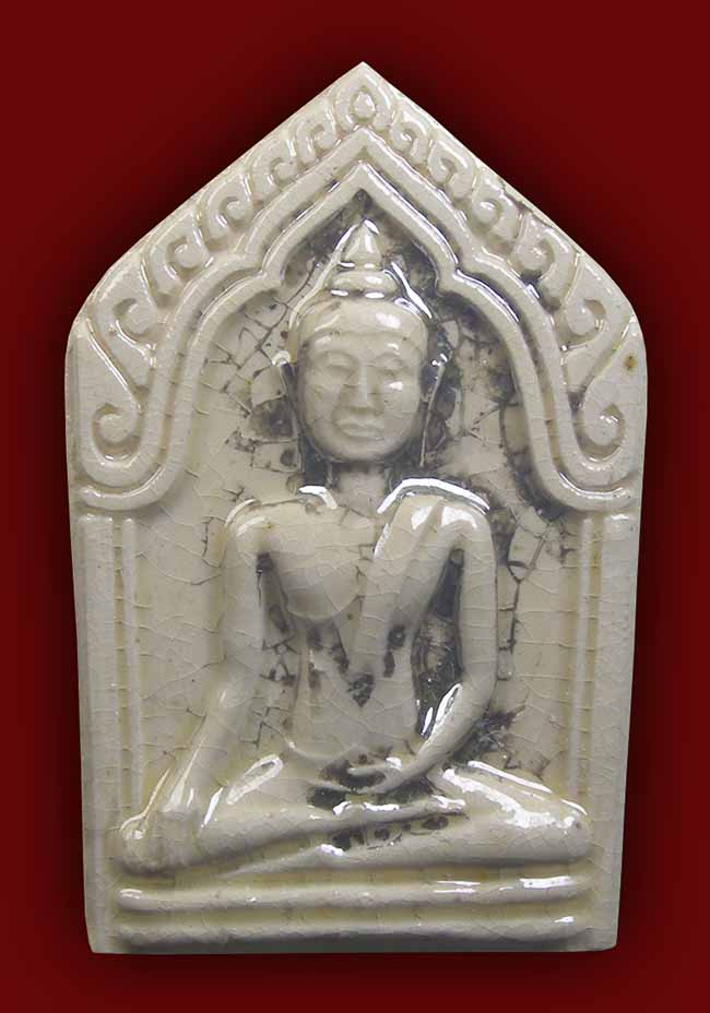 ขุนแผนเคลือบมุก ฝังตะกรุดเงิน 3 ดอก หลวงปู่ทิม วัดพระขาว อยุธยา ปี 2545