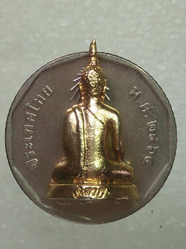 รูปหล่อหลวงพ่อทันใจ วัดพระธาตุบ้านตาก ตาก