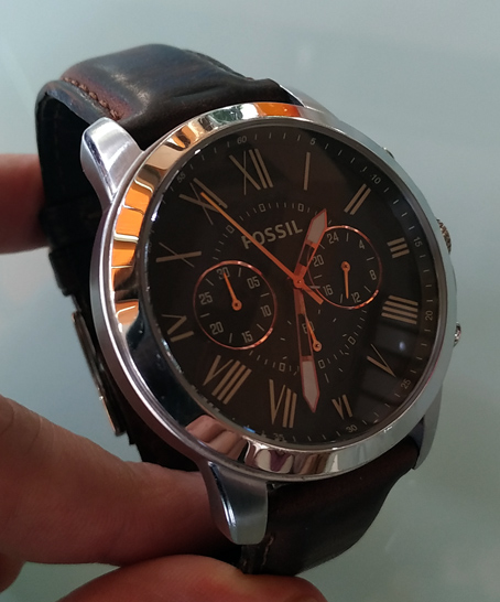 นาฬิกา Fossil โครโนกราฟ รุ่นนี้หน้าปัดสวยมากครับ