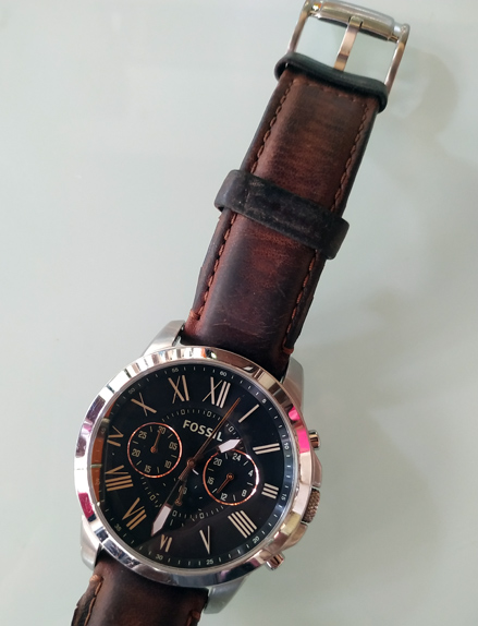 นาฬิกา Fossil โครโนกราฟ รุ่นนี้หน้าปัดสวยมากครับ