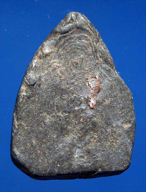 พระกรุวัดสุวรรณ จ.อ่างทอง พิมพ์พระร่วง เนื้อตะกั่วสนิมแดง