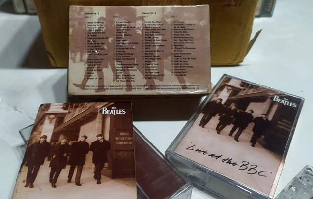 Beatles ชุดหายาก Live at the BBC (ฺBoxset เทป2ม้วน พร้อมBook1เล่ม)