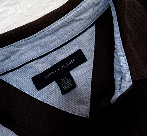 ของแท้ TOMMY HILFIGER โปโลคอปก สีน้ำตาลเข้ม สวยๆ รอบอก4ุ6