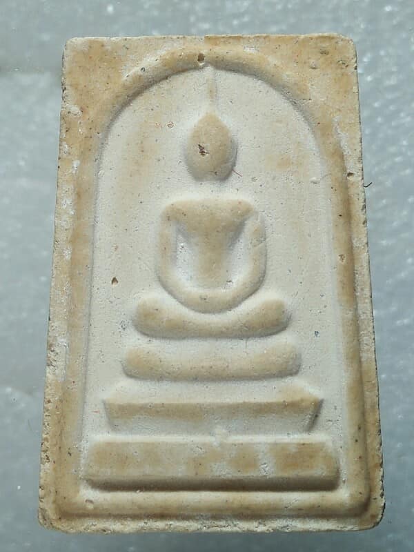 พระผงรุ่น๑ วัดพระธาตุดอยตุง +กล่อง 