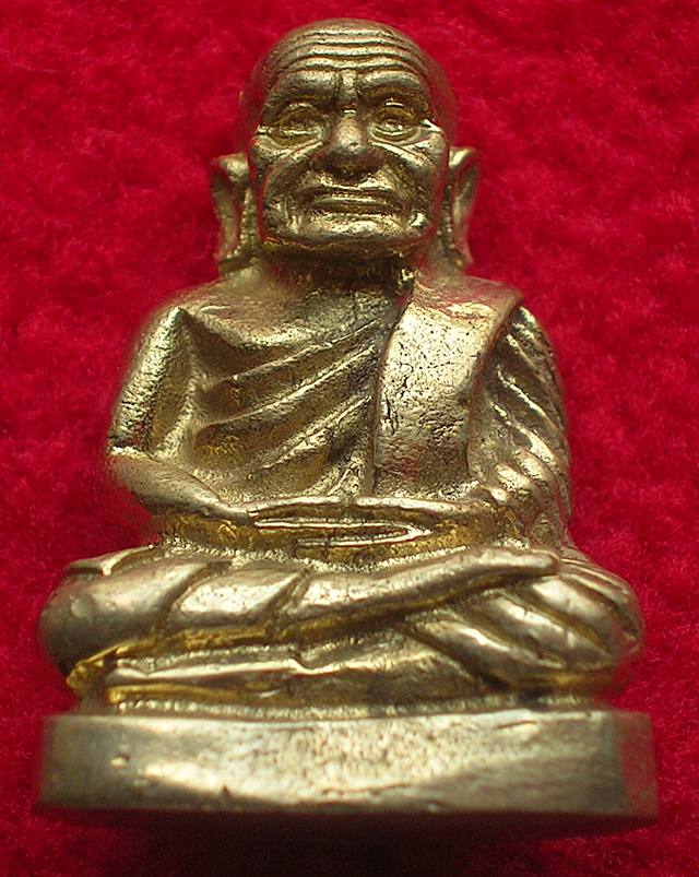 รูปหล่อหลวงพ่อเงิน วัดบางคลาน พิมพ์หน้าแก่ รุ่นเมตตา บารมี เนื้ออัลปาก้า