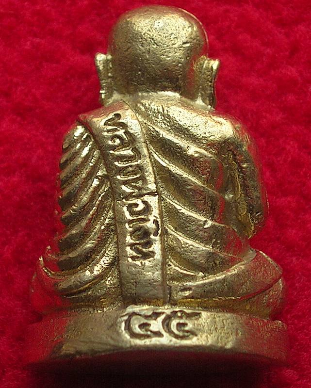 รูปหล่อหลวงพ่อเงิน วัดบางคลาน พิมพ์หน้าแก่ รุ่นเมตตา บารมี เนื้ออัลปาก้า