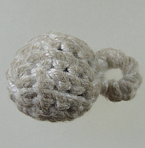 ลูกอมถักเชือก