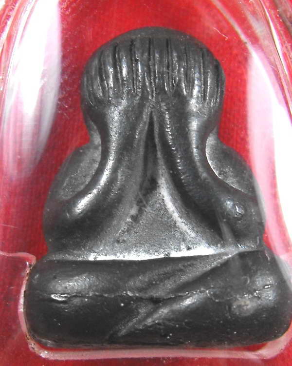 @@..สวยขั้นเทพ..@@..พระปิดตาปุ้มปุ้ย หลวงพ่อคูณ วัดบ้านไร่"รุ่นปี2533"เนื้อนวะแก่ทอง