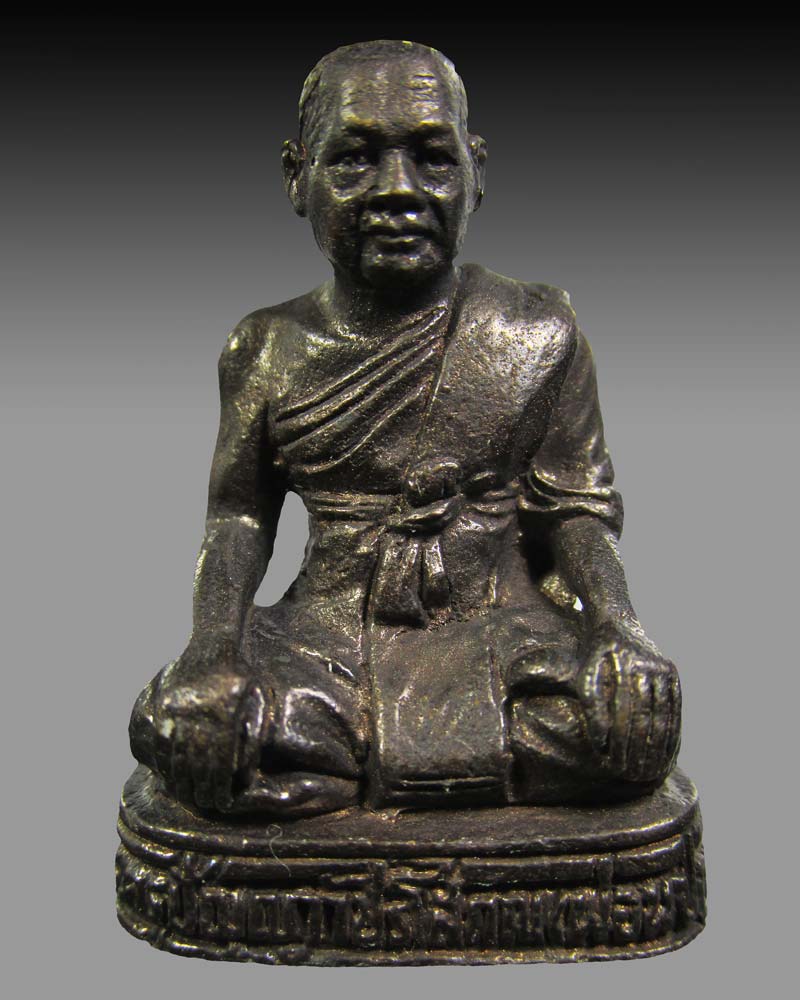 หล่อรูปเหมือน หลวงพ่อผ่อน วัดพระรูป จ.เพชรบุรี