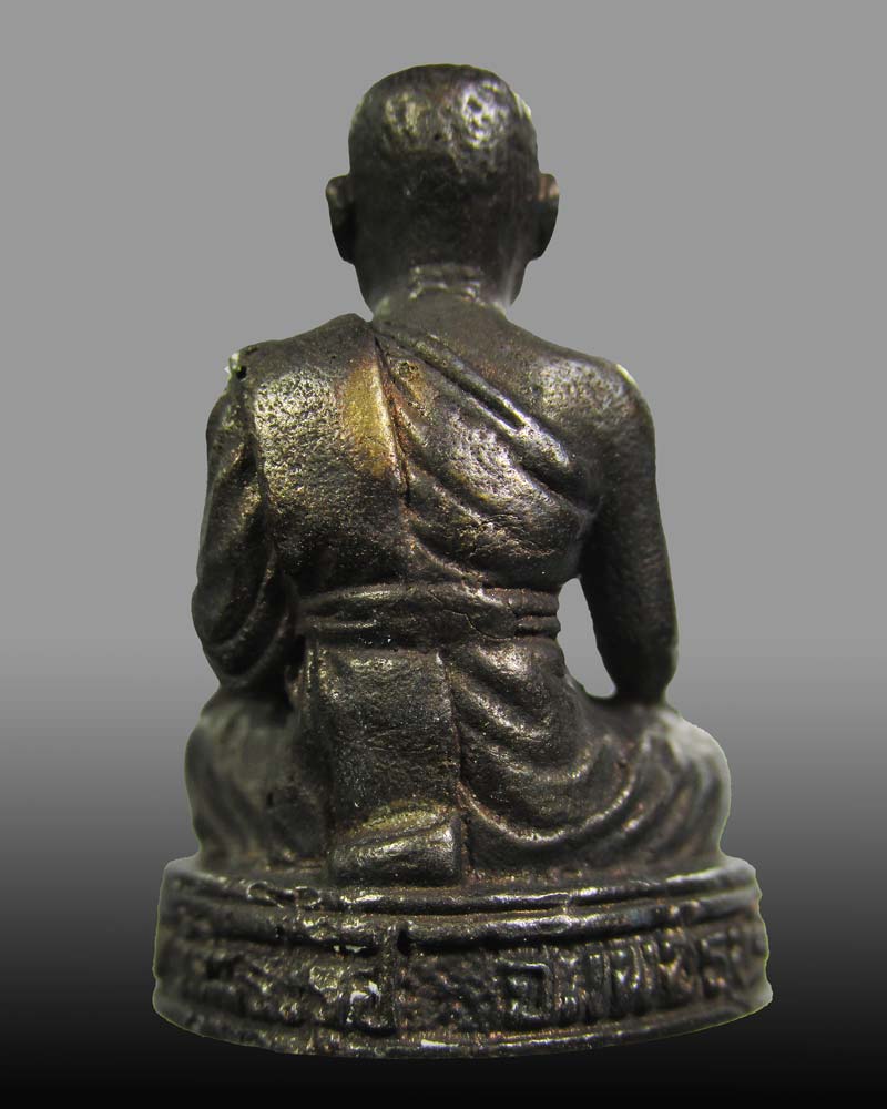 หล่อรูปเหมือน หลวงพ่อผ่อน วัดพระรูป จ.เพชรบุรี