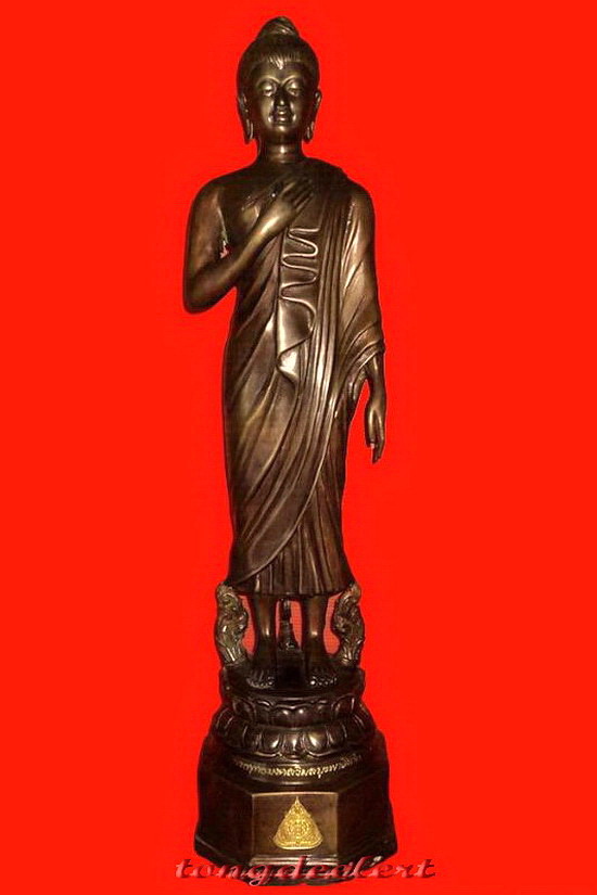 พระพุทธมงคลวิมลบูรพาโสภิต จ.สระแก้ว ขนาดใหญ่ สวยมากค่ะ