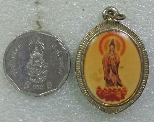 ล็อกเก็ตพระโพธิสัตว์กวนอิม วัดถ้ำแจง ชะอำ เพชรบุรี 