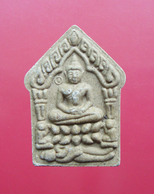 พระขุนแผนผงพรายกุมารหลังฝังพลอย ปี 2556 หลวงพ่อสิน วัดละหารใหญ่