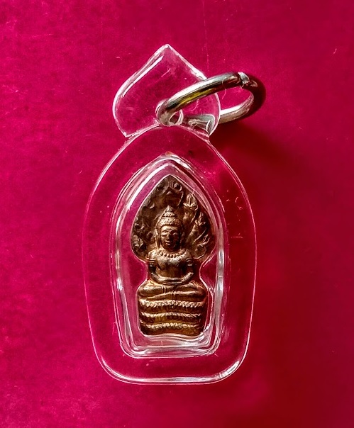 พระปรกมะขาม เนื้อทองแดง เสาร์5 คูณพันล้าน +จีวร หลวงพ่อคูณ ปริสุทโธ วัดบ้านไร่ ปี37...เคาะเดียวแดง..