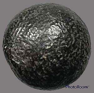 *พระปิดตาเม็ดกระดุมจิ๋ว ผงคลุกรัก หลวงพ่อเชย จันทสิริ วัดโพธิ์ทองล่าง นนทบุรี*