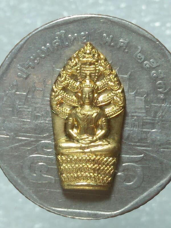 พระปรกมะขามหลวงพ่อพัฒน์ ปุญญกาโม วัดธารทหาร หนองบัว นครสวรรค์ ตอกโค้ต 