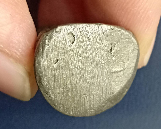 หลวงพ่อเงินปืนแตก ปี 28 อุตั้ง