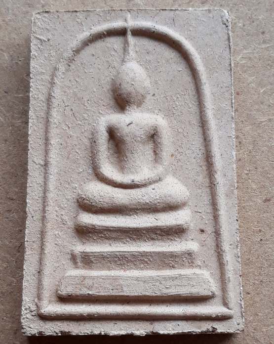 พระสมเด็จพระพุทธคุณ หลังสิงห์ หลวงพ่อสิบ วัดสิงห์ จ.นครปฐม มีจารดินสอ พร้อมกล่องเดิม