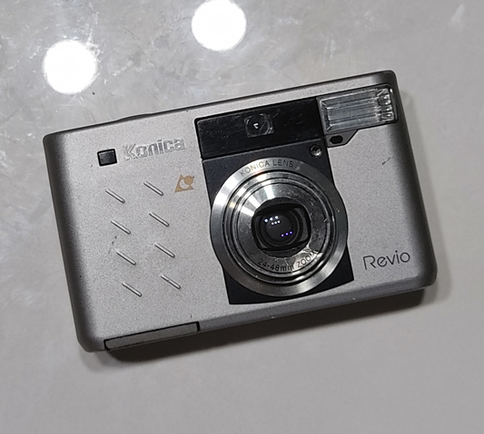 กล้องฟิล์ม KONICA Revio คอมแพค พกพาไปถ่ายที่ไหนก็สะดวก