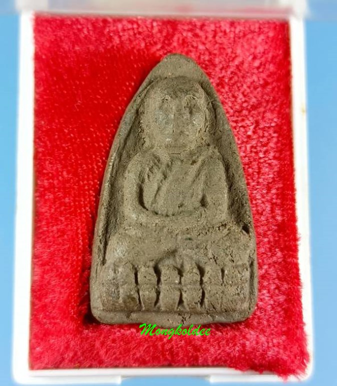 หลวงปู่ทวด พิมพ์ใหญ่ เนื้อว่าน รุ่นสองแผ่นดิน วัดธรรมศิริวราราม อ.กอหรา มาเลเซีย***สภาพสวย