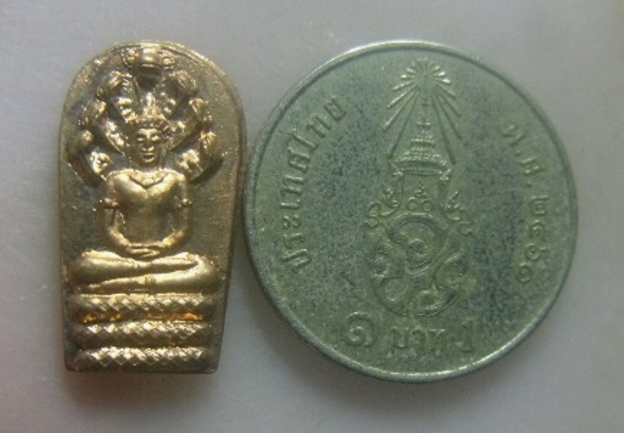 **วัดใจ**พระปรกใบมะขาม หลังยันต์ห้า หลวงปู่คร่ำ วัดวังหว้า จ.ระยอง**สวยๆ 