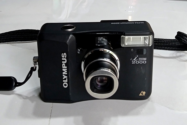 กล้อง OLYMPUS iZoom2000 อย่างสวยเลย ใช้งานปกติ