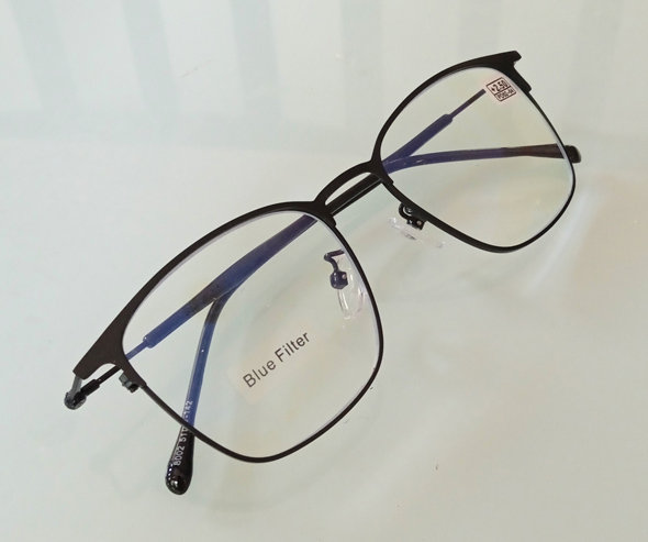 แว่นสายตายาว+กรองแสงสีฟ้า Deluxe Steel Black Frame จากญี่ปุ่น เลนส์คมชัดมาก