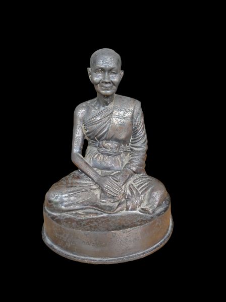 พระบูชา หลวงพ่อจรัญ วัดอัมพวัน จ.สิงห์บุรี หน้าตัก 5 นิ้ว รุ่นสร้างศาลา ปี 2544 อายุ 73 ปี 