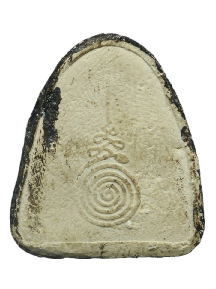 พระปิดตาอาจารย์เป้า วัดน้อย ชลบุรี