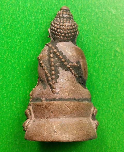 วัดใจเคาะเดียว พระกริ่งหล่อโบราณเทดินไทย รุ่นมงคลเศรษฐี หลวงพ่อสิน เนื้อนวะโลหะ