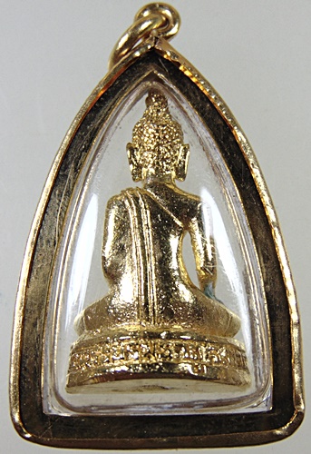 รูปหล่อหลวงพ่อทันใจ วัดพระบรมธาตุบ้านตาก จ.ตาก