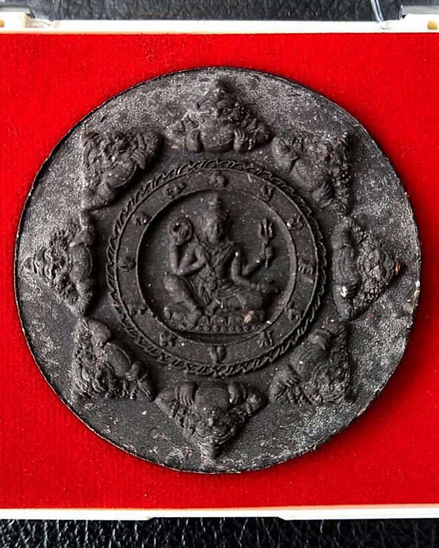 หลวงพ่อทวด องค์พ่อจตุคามรามเทพ รุ่นบูรณะหลักเมืองปัตตานี ปี 2550 พิมพ์ใหญ่ 